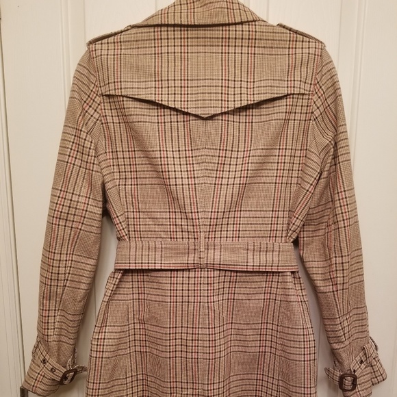 Express Trench Coat - Picture 2 of 5